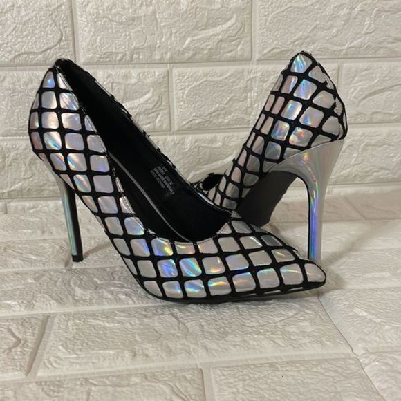 Cape ROBBIN heel shoes silver and black size 7.5.  Stunning. - Picture 7 of 10